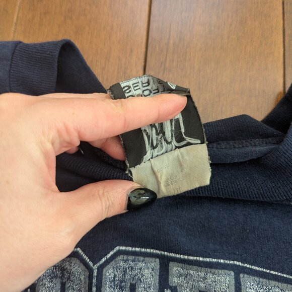 GEORGETOWN HOYAS VINTAGE TSHIRT - Picture 4 of 4